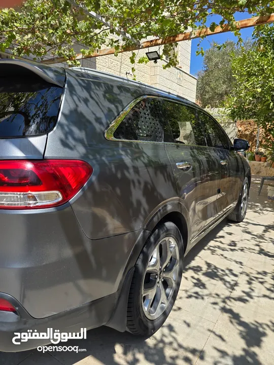 KIA سورينتو بصلاة عنبي