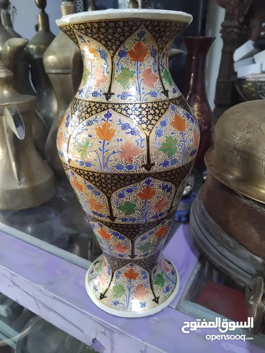 مجموعه مميزه من التحف
