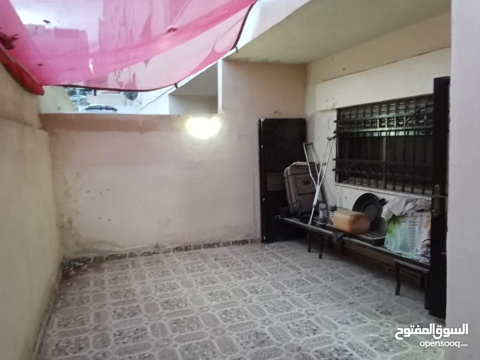 شقه شبه تسويه على الشارع للبيع بسبب داعي السفر