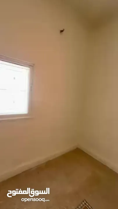 شقة للايجار الهاشمي الشمالي