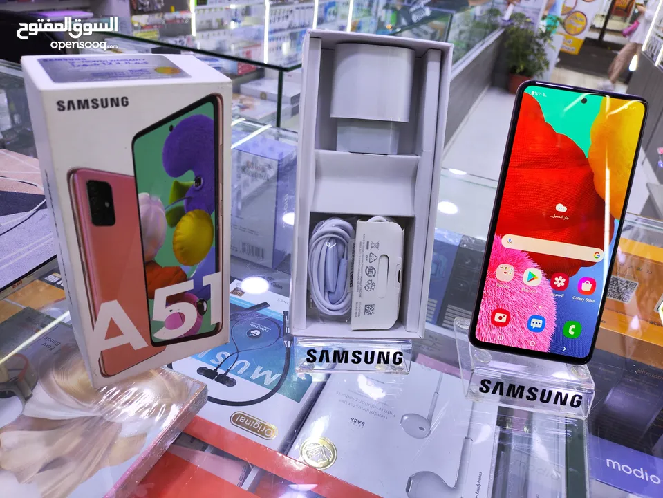 حبه وكالة Samsung A51 جيجا 128 رام 16 معه الكرتونه واغراضو متوفر توصيل