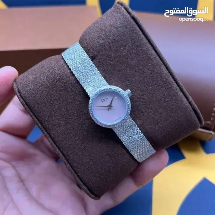 ساعات ديور نسائية
