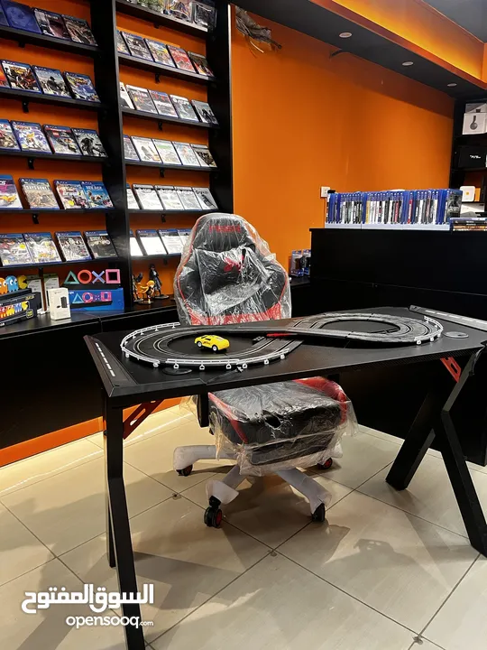 بلايستيشن.بلايستيشن4.PlayStation. بلايستيشن للبيع. Ps4 slim. Ps4 fat.