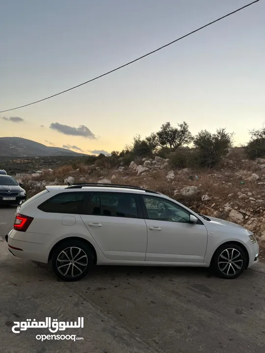 سكودا اوكتافيا بوية شركة