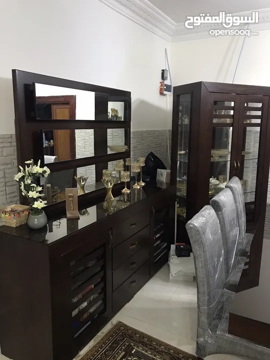 غرفة سفره زان بالكامل شبه وكاله استعمال عرسان 6 اشهر