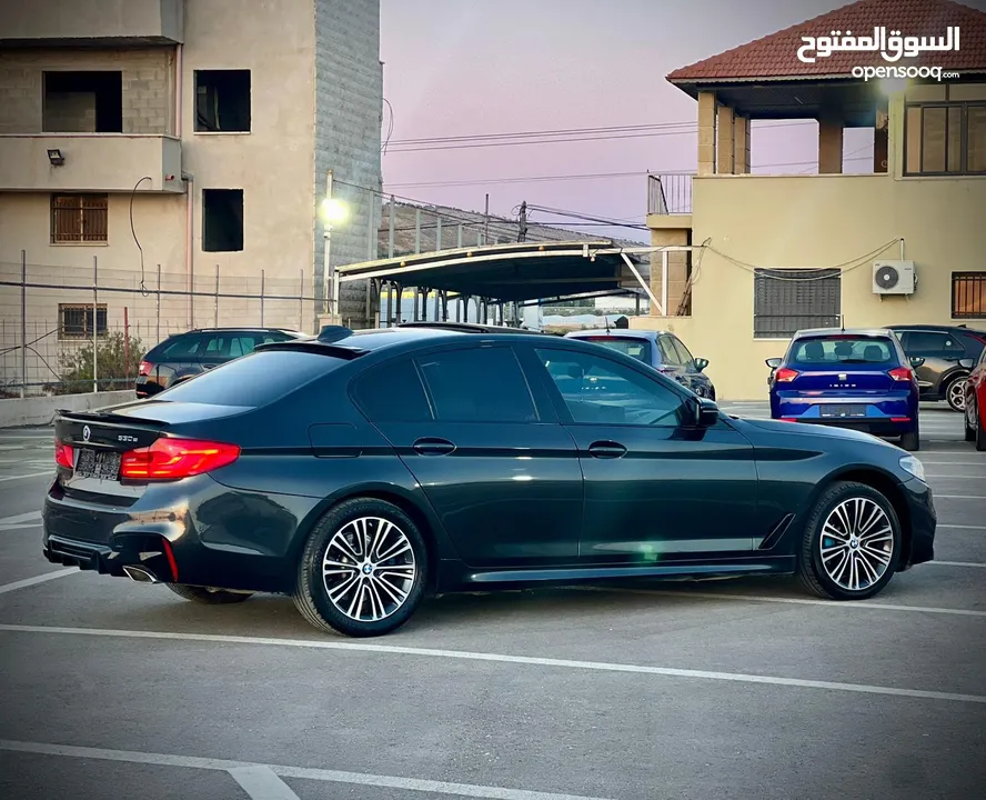 ‏530E   // 2019.            ‏ benzin  Plug In Hybrid (PLUG IN )  ‏ 297HP  Turb