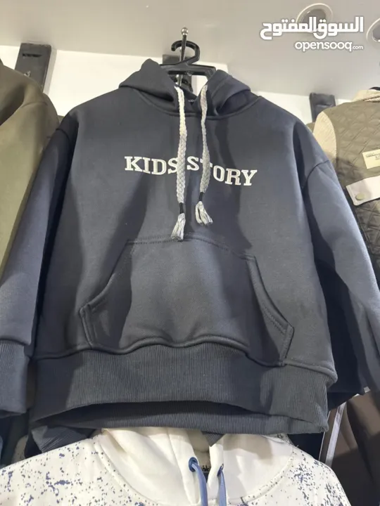 معرض مون لايت للملابس الأطفال وتجهيز العرائس وبأسعار منافسة للجميع ومتوفر خدمة توصيل لجميع قطاع غزة