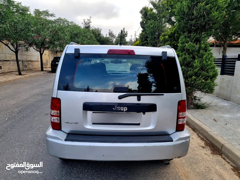 بحالة الوكاله جيب ليبرتي 2011، فحص كامل، 4X4