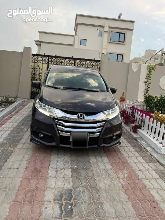 Honda odyssey I-vtec full option   موديل 2016 خليجي GCC  (( بدون صبغ / صبغ الوكاله ))