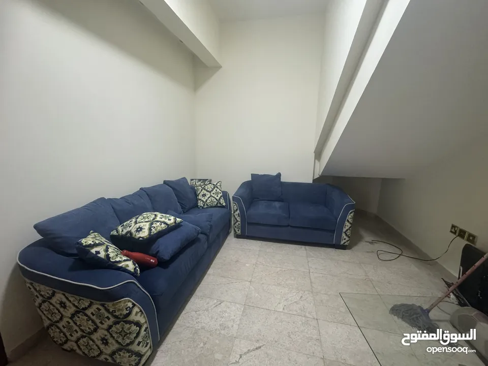 Golden opportunity for rent Al Khuwair 33 1 BHK furniture Near Saeed Bin Taimur Mosque.