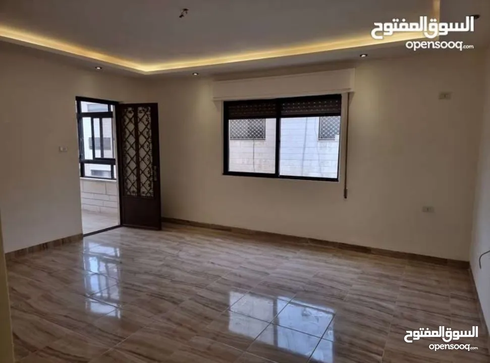 شقه لللبيع (جبل الحسين / شارع طبريا / عماره 67)