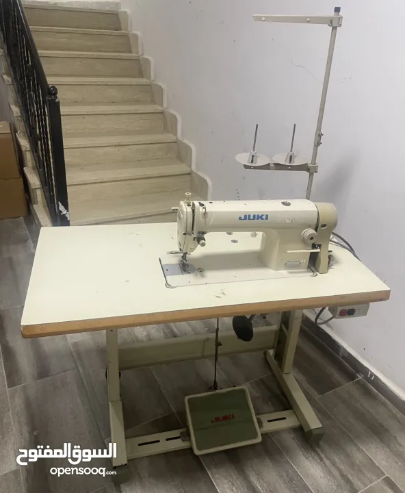 ماكنة خياطة كهربائية Juki