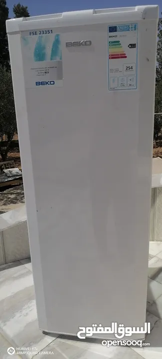فريزر معطل للبيع