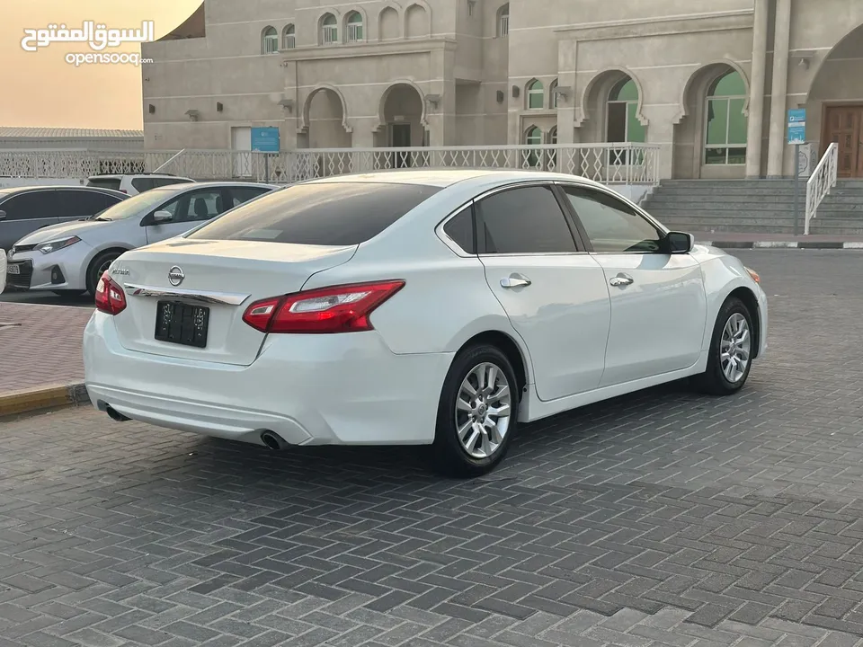 Nissan altima2016 vcc papers can is in good condition well maintained