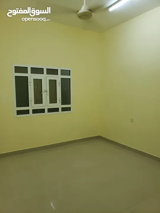 شقة للايجار في المسفاة - Flat For rent in Al Missfah