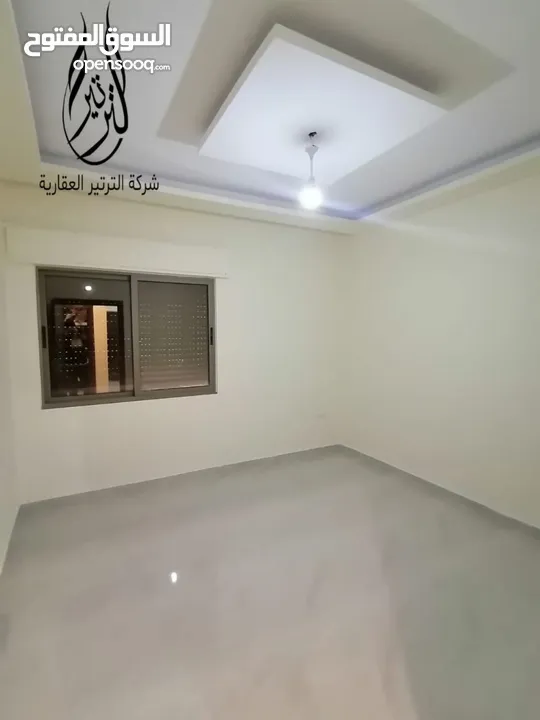 شقة مميزة طابق اول للبيع كاش وأقساط في ضاحية الأمير علي