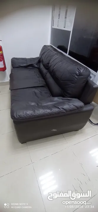 Office chair 2 pics skin color and three seats sofa