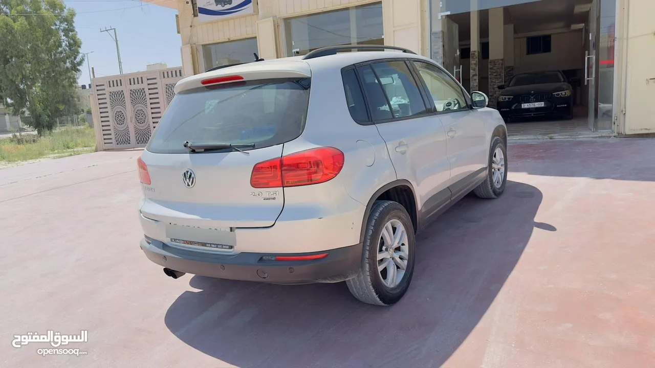 تيجوان فل اضافات مع بانوراما بنزين بيع او بدل