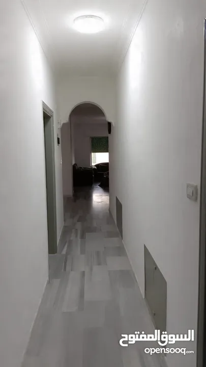 شقة للايجار بالقرب من مدارس الاتحاد