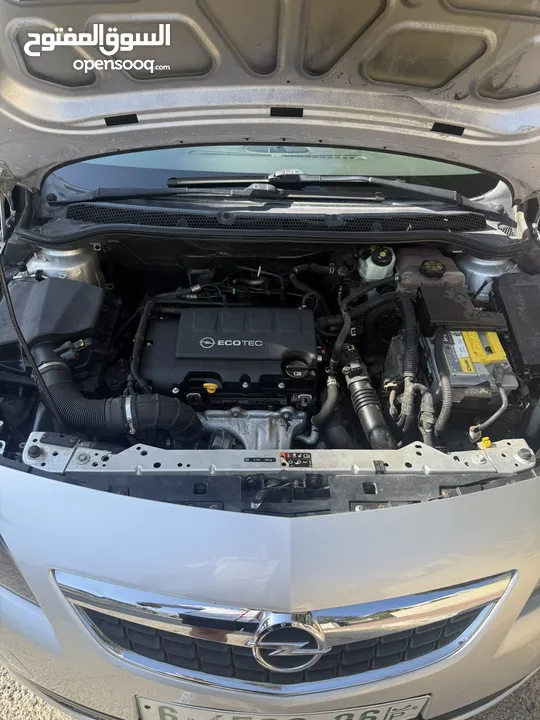 Opel astra 2013 for sale