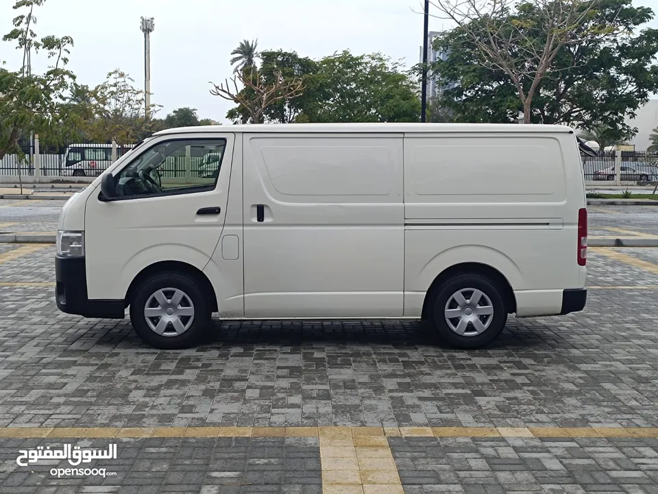 TOYOTA HIACE CARGO- 2021 -EXCELLANT CONDITION