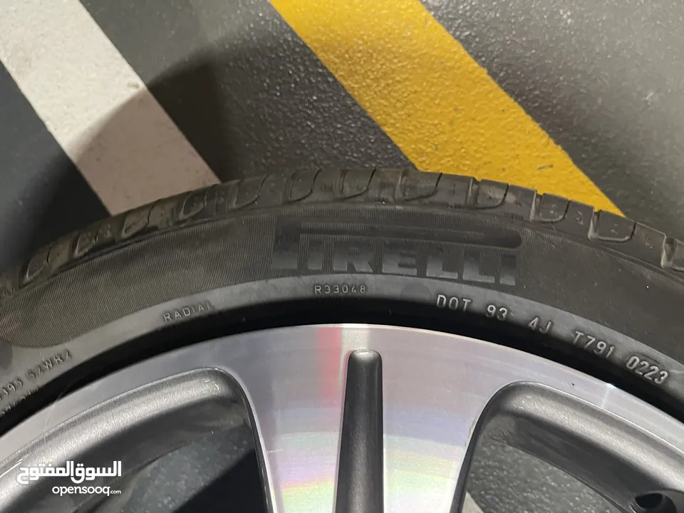 4 رنجات اصلية وتواير جديد مرسيدس بيرلي  4 rims original marcedes with new tires Pirelli