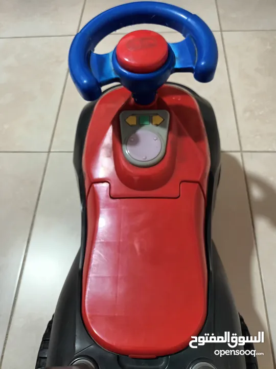 سيارة اطفال للبيع