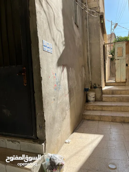 منزل عائلة مستقل طابق ثاني مدخل مشترك للبيع بسبب الرحيل مع عفش واثاث ومطبخ كامل