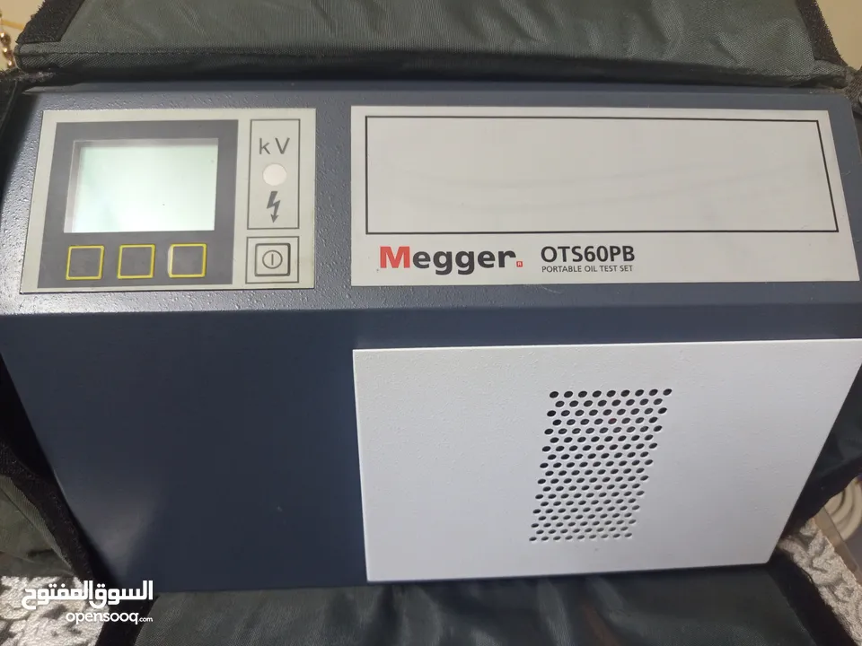 جهاز فحص زيت المحولات الكهربائيه موديل Megger OTS60PB