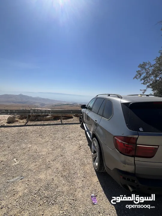 بس ام x5. 2008