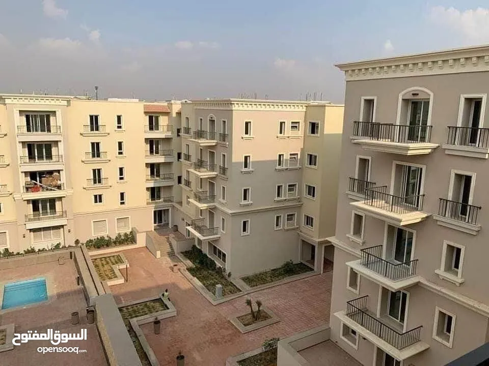 Dorra-village west compound Located in the heart of sheikh Zayed city , minutes from hyper one