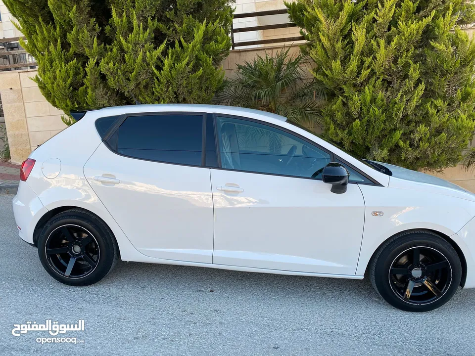سيت ابيزا موديل 2016. اتومات. مطور 1200 تيربو. تحكم سترينج. شاشة تتش. جنط مغنسيوم اسود. ماشية 75 الف
