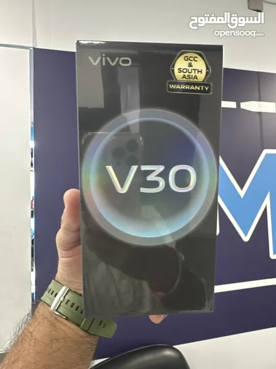 Vivo V30 5G Phone 12GB RAM 512GB