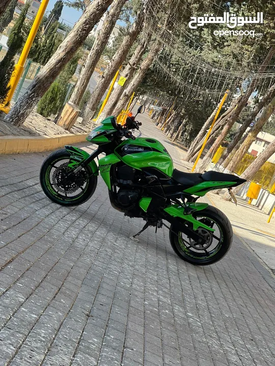 كوازاكي z750