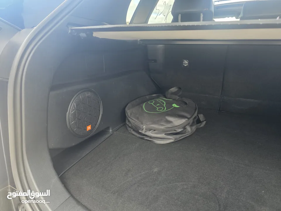 تويوتا راف rav4 plugin hybrid 2023/22 الافخم في البلاد.