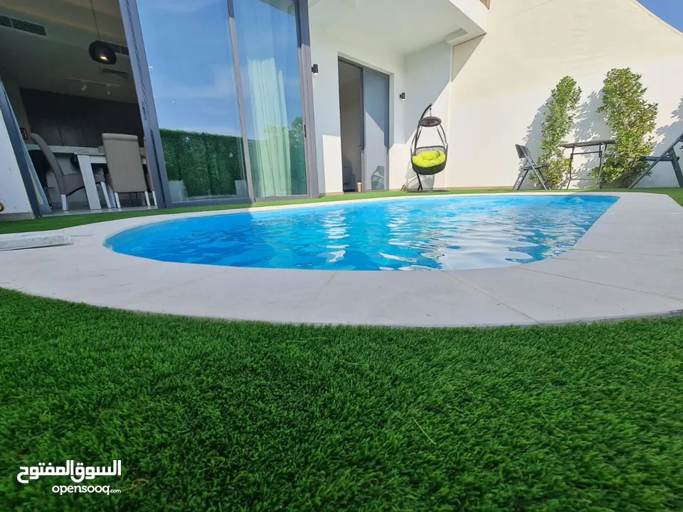 Villa with private swimming pool for sale