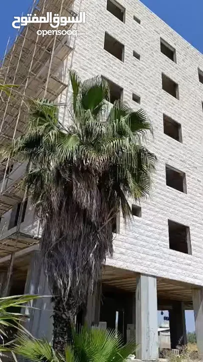 شقة سكنية مميزة أو العمارة كاملة