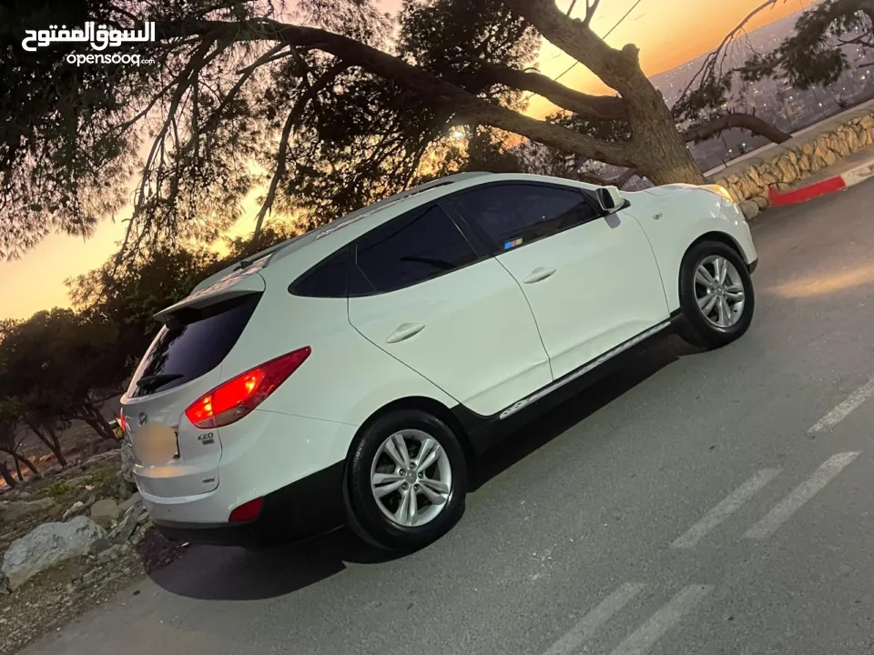 جب هونداي توسان 2013