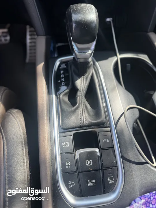 هونداي سنتافيه ون مليون موديل 2018   مطور 2200 ديزل  ترخيص وتأمين شامل لشهر 4 فحص دهانات تجميلي