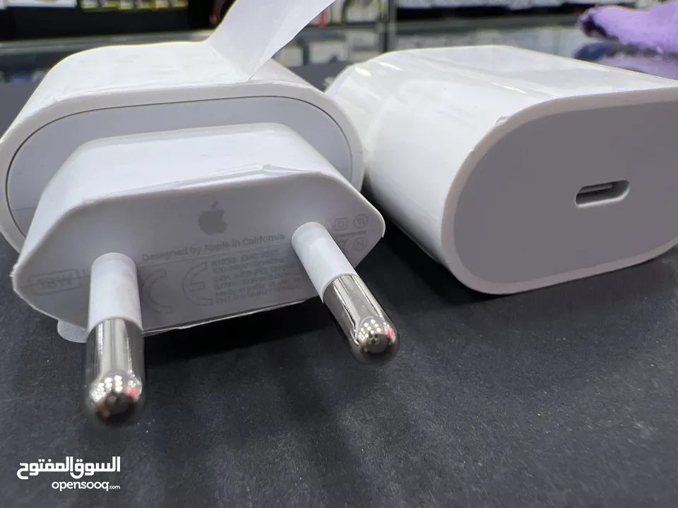 عظمة شحن ايفون الاصلية 18 واط (100٪؜)  Home Charger Apple PD 18w org(100%)