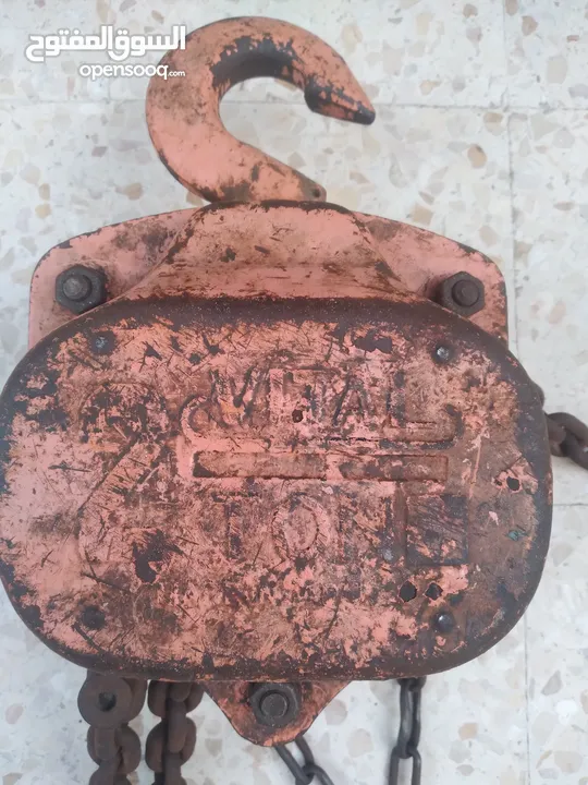بلنكو ياباني رفع  مستعمل حمولة 2 طن