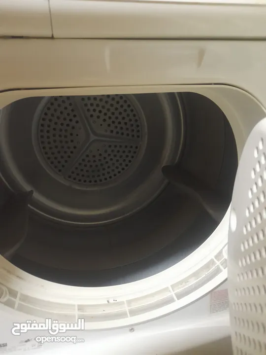 للبيع – نشّافة Zanussi 8 كغ