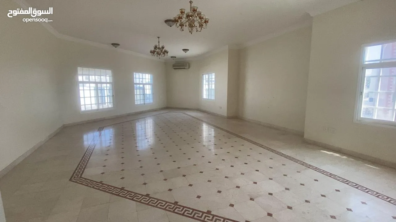 6Me30-Elegant 3+1BHK Villa for rent in Qurum Heights
