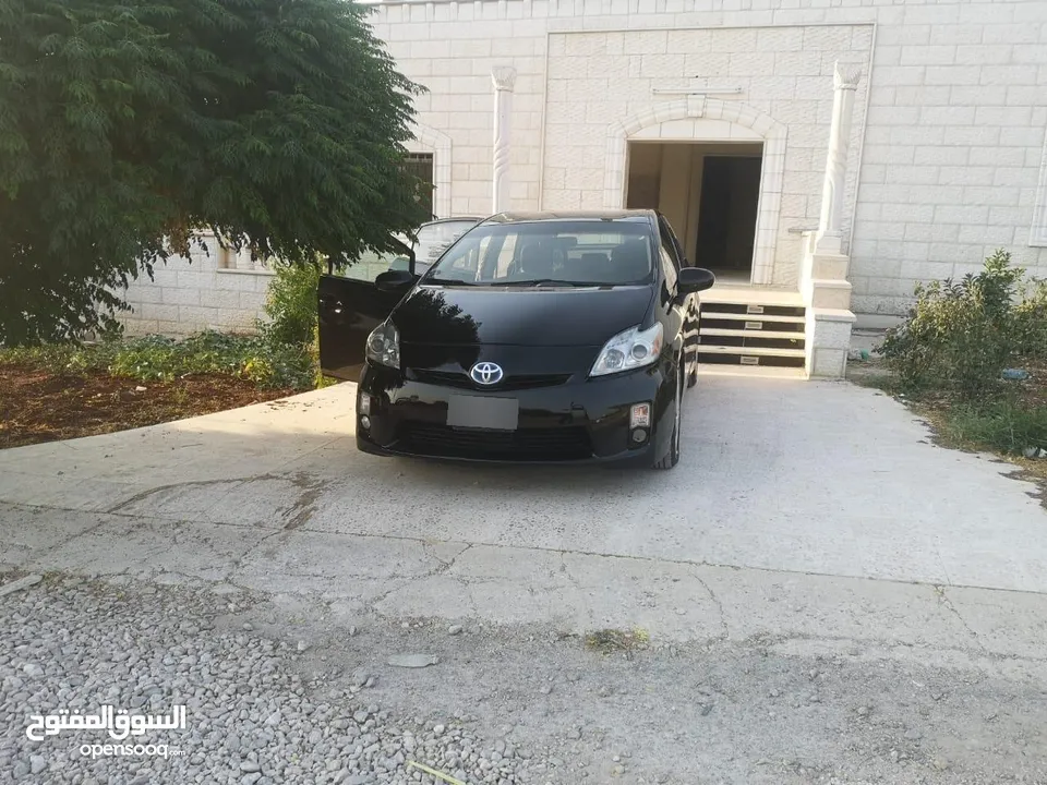 تويوتا بريوس 2010 للبيع