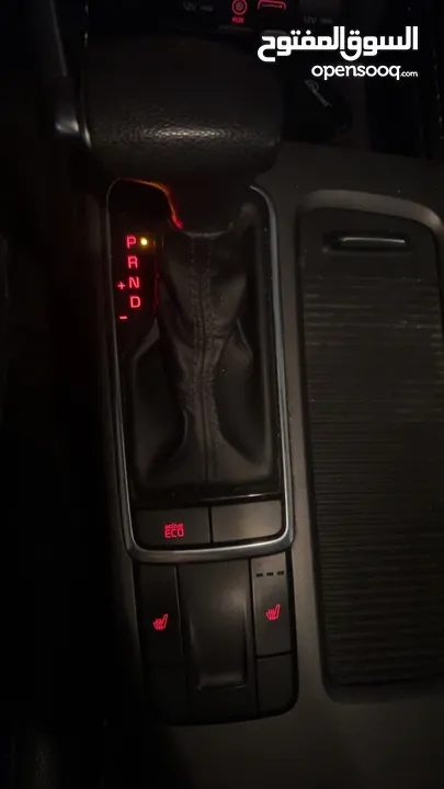Kia k5 للبيع بلون اسود مميز وفحص مميز ، يد اولى!