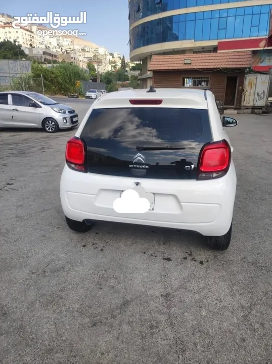 سيارة ستروين c1