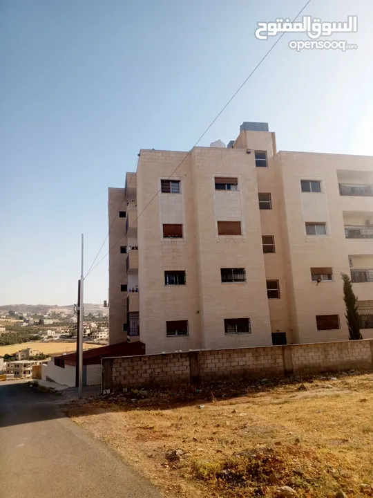 شقة سكنية للبيع اربد الحصن مقابل مسجد ظفار