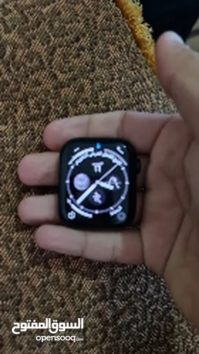 ساعة Apple watch الجيل السابع الحجم 45 نايك