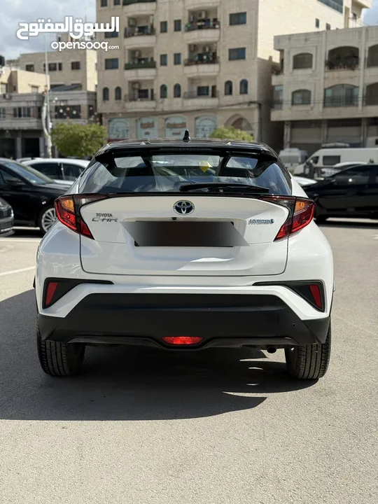 تويوتا C-HR ترخيص 2022 محرك 1800 هايبرد