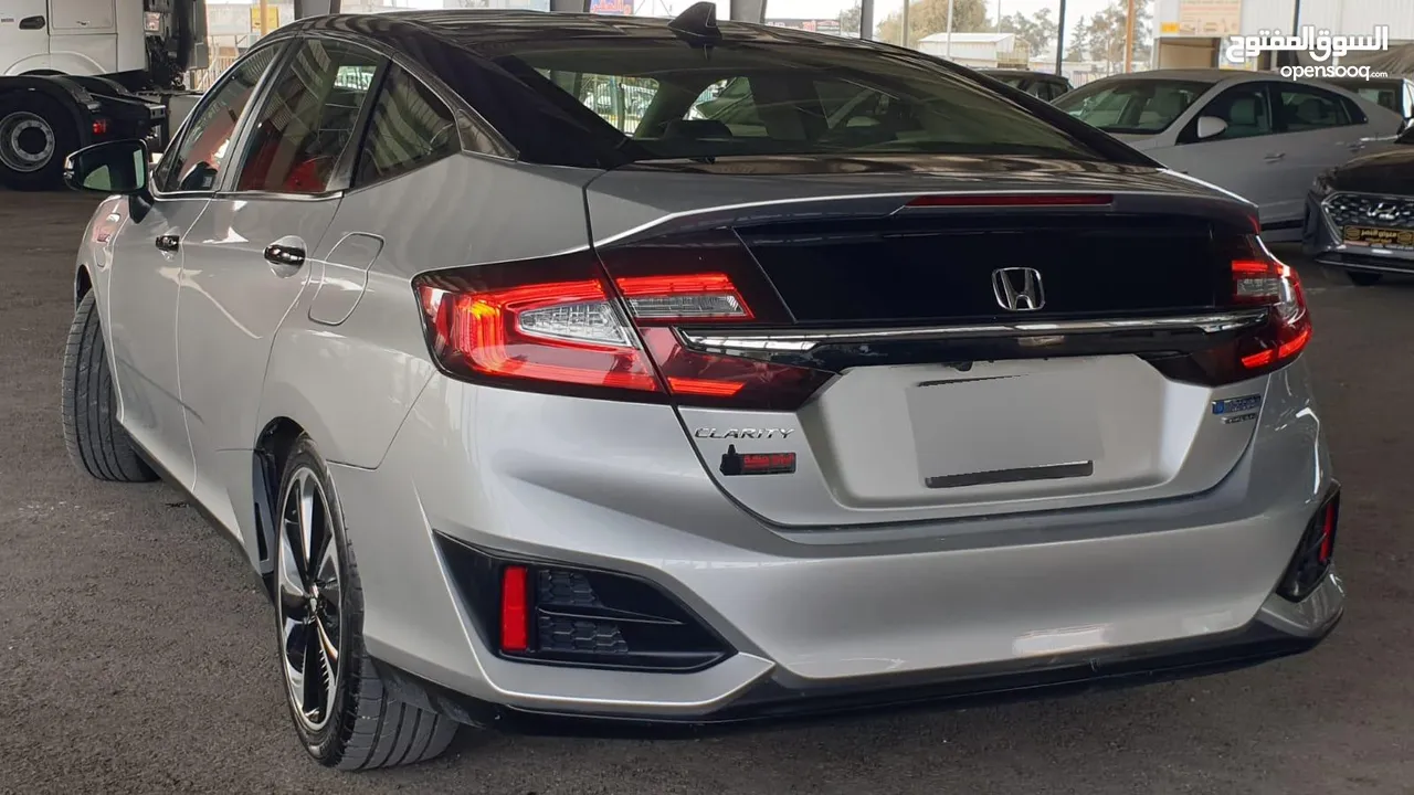 honda clarity hybrid plugin touring